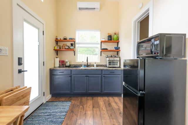 2640 Piping Rock TRL, Austin, TX 78748