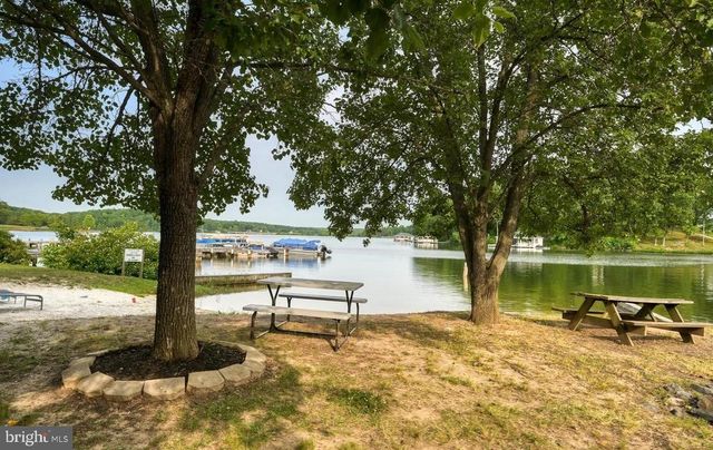 6121 BELMONT RD, Mineral, VA 23117