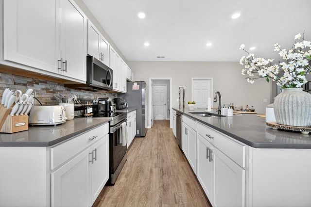 712 DAPHNE DRIVE, Polk City, FL 33868