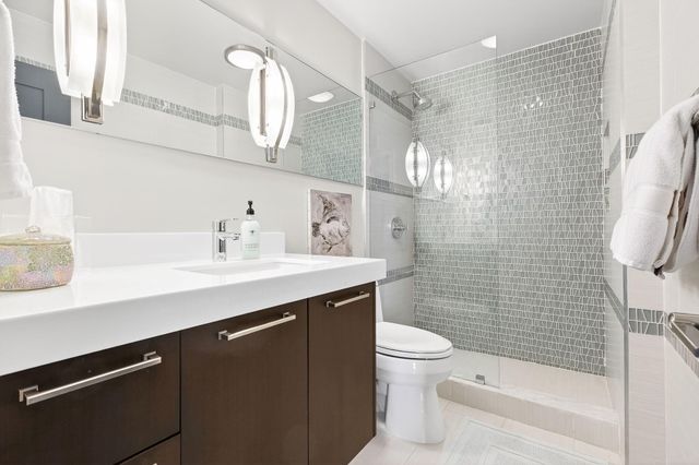 545 S Fort Lauderdale Beach Boulevard 1702, Fort Lauderdale, FL 33316