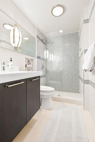 545 S Fort Lauderdale Beach Boulevard 1702, Fort Lauderdale, FL 33316