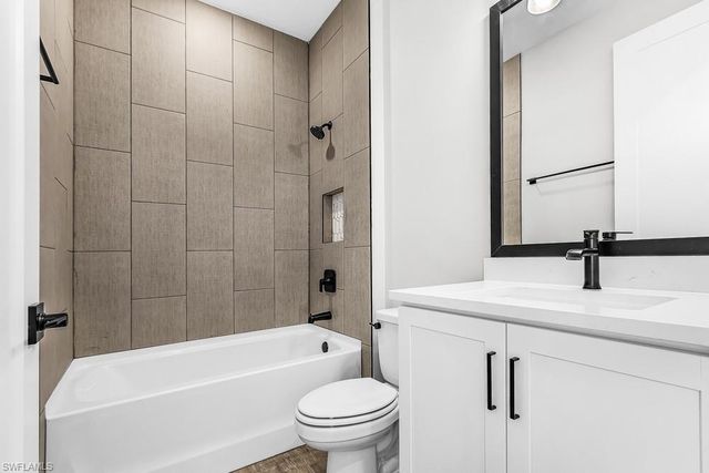 2134 SW 22nd TER, Cape Coral, FL 33991