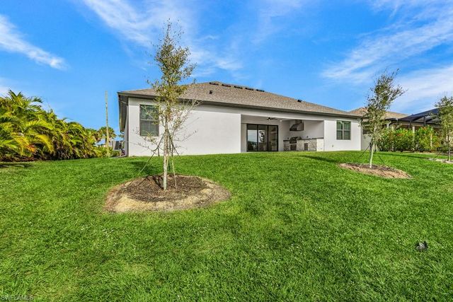 2134 SW 22nd TER, Cape Coral, FL 33991