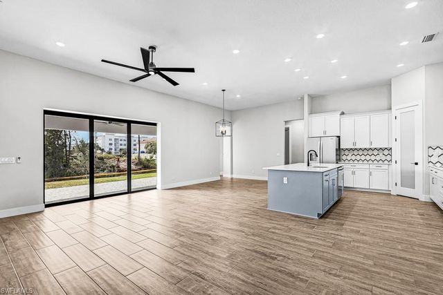 2134 SW 22nd TER, Cape Coral, FL 33991