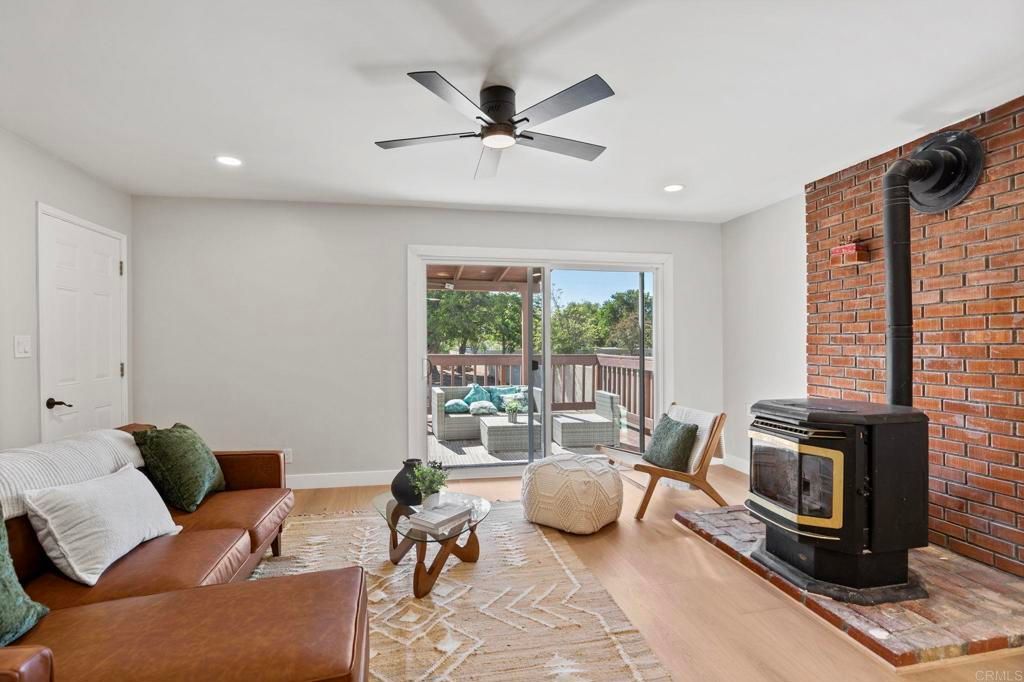 Image 19 of property listing at 611 9TH Street, Ramona, CA 92065