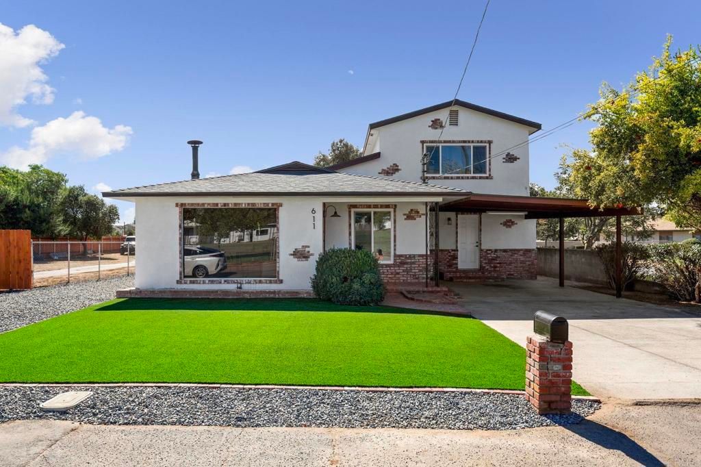 Image 39 of property listing at 611 9TH Street, Ramona, CA 92065