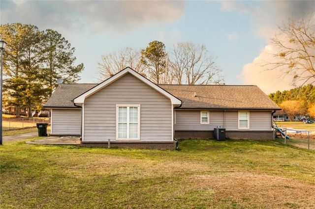 809 Parker Court, Monroe, GA 30656