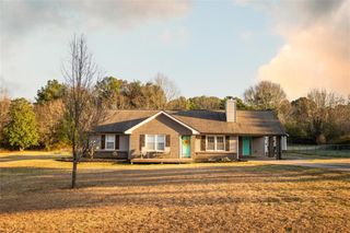 809 Parker Court, Monroe, GA 30656