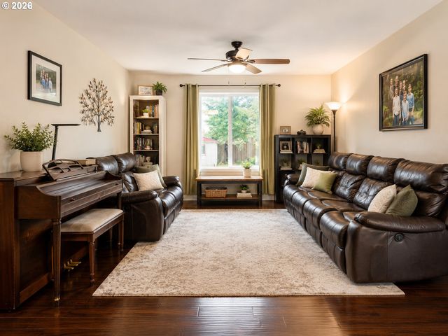 110 DECATUR Dr, Kelso, WA 98626