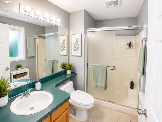 110 DECATUR Dr, Kelso, WA 98626