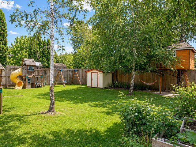 110 DECATUR Dr, Kelso, WA 98626