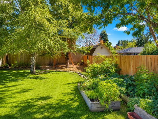 110 DECATUR Dr, Kelso, WA 98626