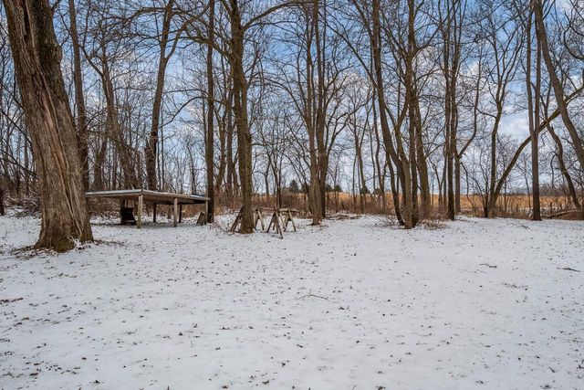 5101 S Johnson Road, Beloit, WI 53511