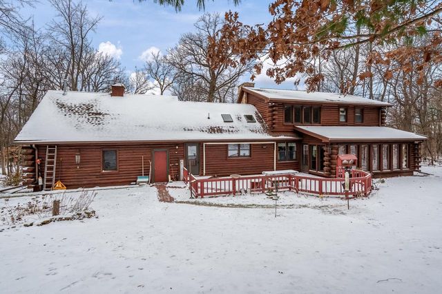 5101 S Johnson Road, Beloit, WI 53511