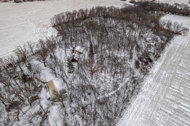 5101 S Johnson Road, Beloit, WI 53511