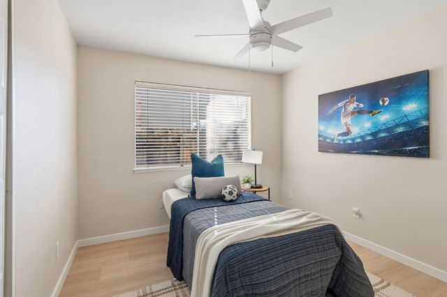 5865 Esrig Way, Sacramento, CA 95841