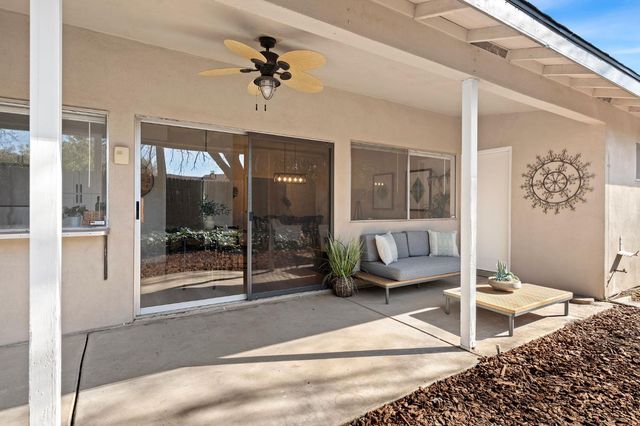 5865 Esrig Way, Sacramento, CA 95841