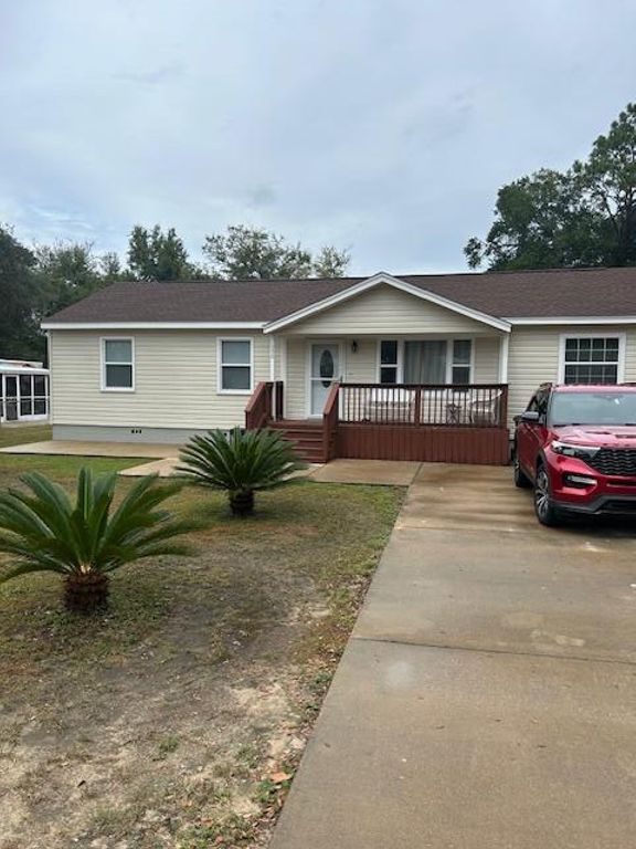 358 Edge Avenue, Valparaiso, FL 32580