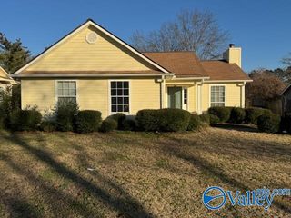 13909 Clovis Circle SW, Huntsville, AL 35803