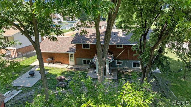 1251 Hawksbury Drive, Arnold, MO 63010