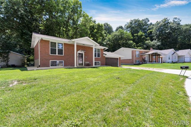 1251 Hawksbury Drive, Arnold, MO 63010
