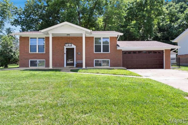1251 Hawksbury Drive, Arnold, MO 63010