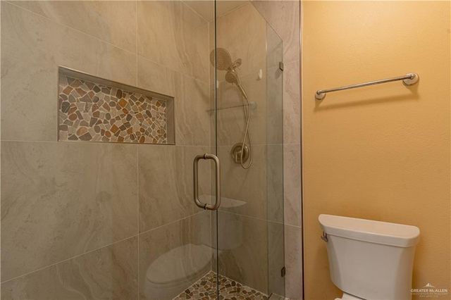 407 Country Club Drive, Alamo, TX 78516