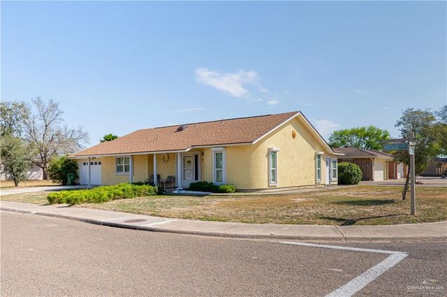 407 Country Club Drive, Alamo, TX 78516