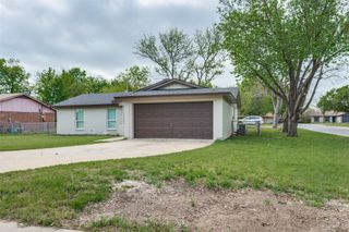 1600 Briar Run, Benbrook, TX 76126