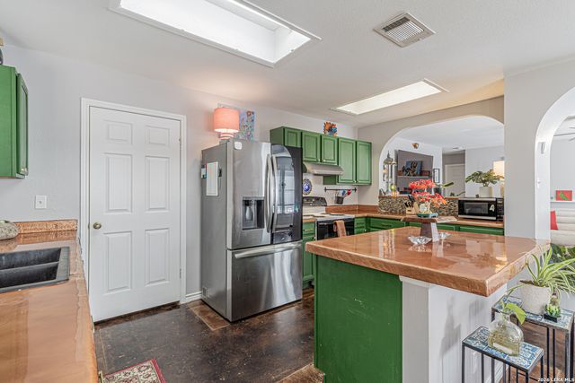 7311 Arbeth, San Antonio, TX 78250