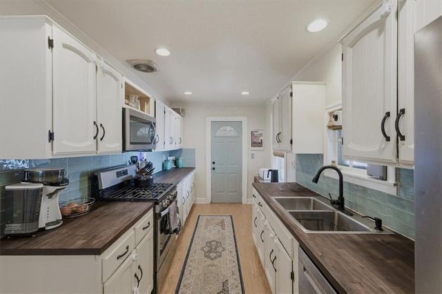 415 E 70th Street, Kansas City, MO 64131