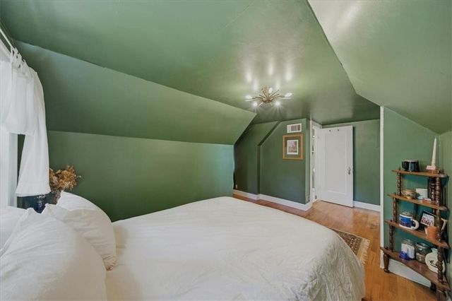 415 E 70th Street, Kansas City, MO 64131