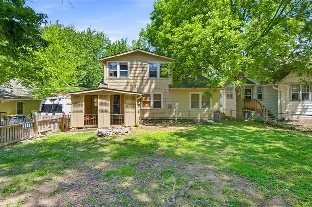 415 E 70th Street, Kansas City, MO 64131