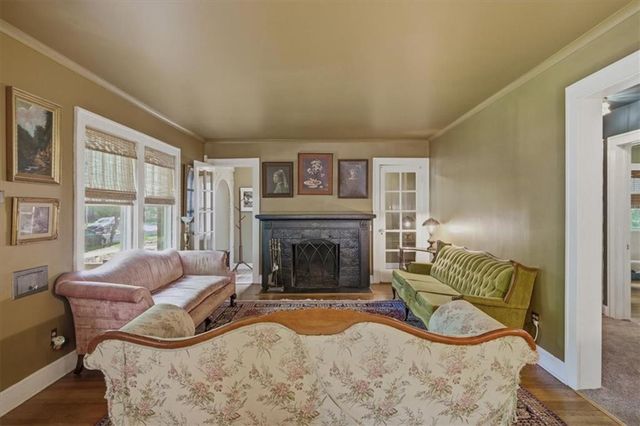 415 E 70th Street, Kansas City, MO 64131