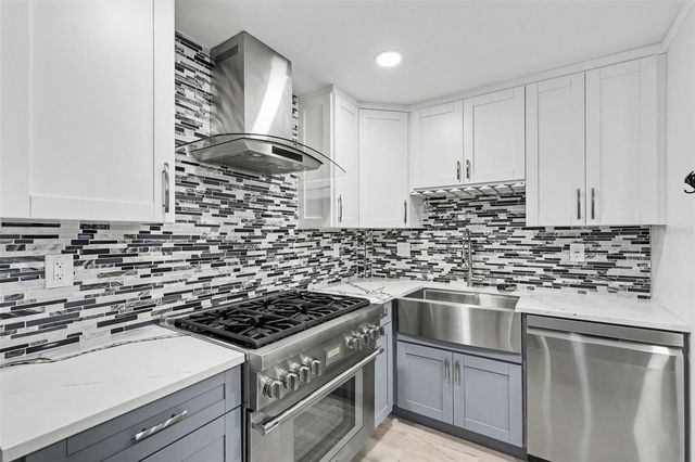 1340 WILLIAMS DRIVE, Clearwater, FL 33764