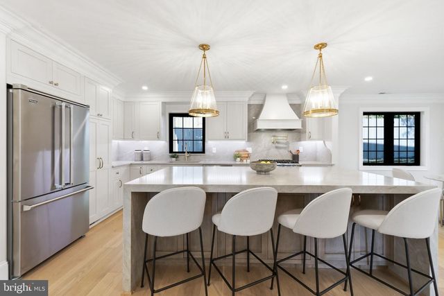 5023 FULTON ST NW, Washington, DC 20016