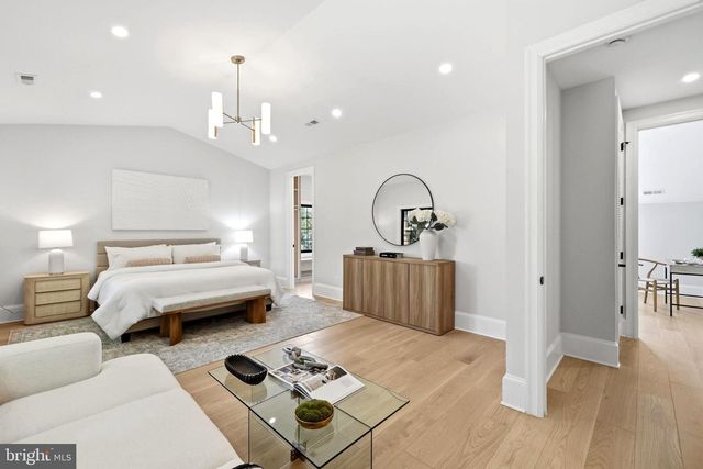 5023 FULTON ST NW, Washington, DC 20016