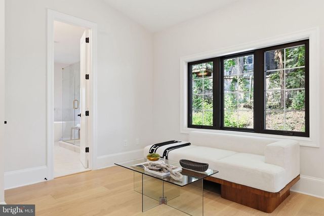 5023 FULTON ST NW, Washington, DC 20016