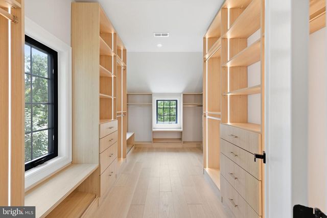 5023 FULTON ST NW, Washington, DC 20016