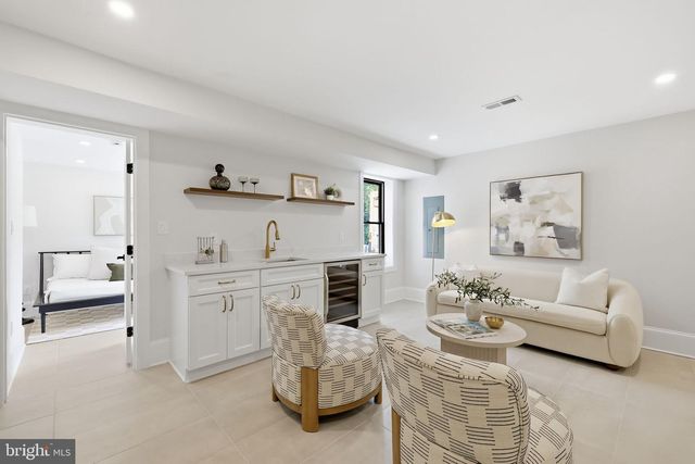 5023 FULTON ST NW, Washington, DC 20016