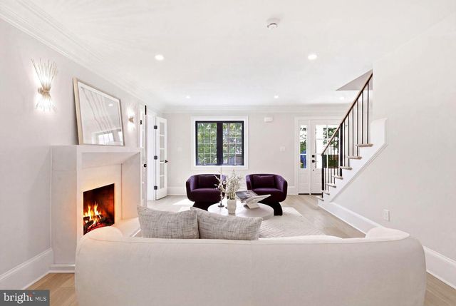 5023 FULTON ST NW, Washington, DC 20016