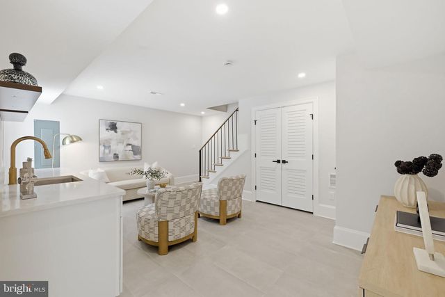 5023 FULTON ST NW, Washington, DC 20016