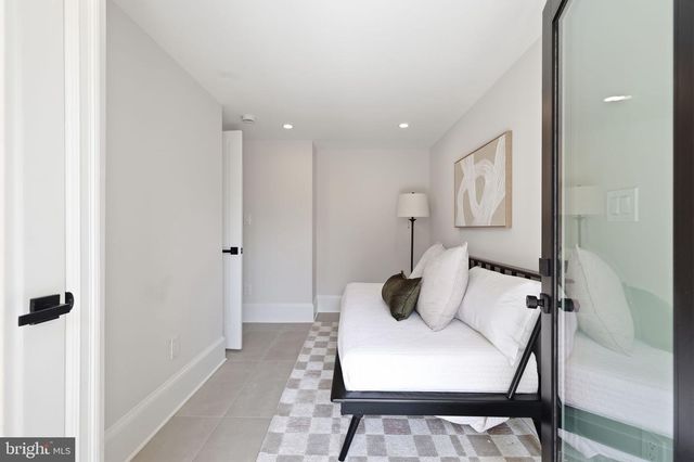 5023 FULTON ST NW, Washington, DC 20016
