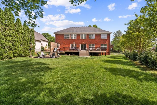 1608 Fair House Rd, Spring Hill, TN 37174