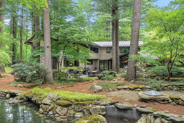 6 Baldwin Circle, Weston, MA 02493