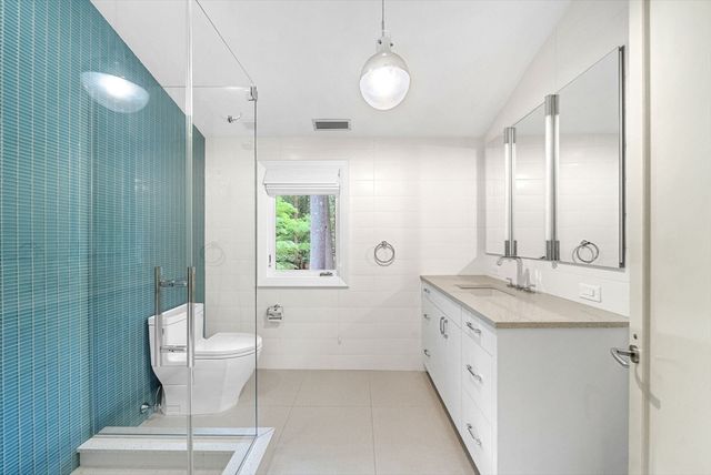 6 Baldwin Circle, Weston, MA 02493