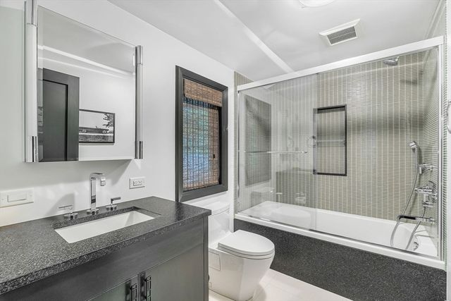 6 Baldwin Circle, Weston, MA 02493