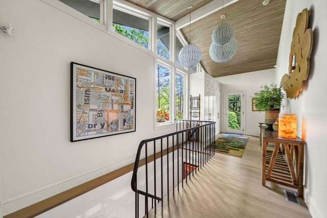 6 Baldwin Circle, Weston, MA 02493