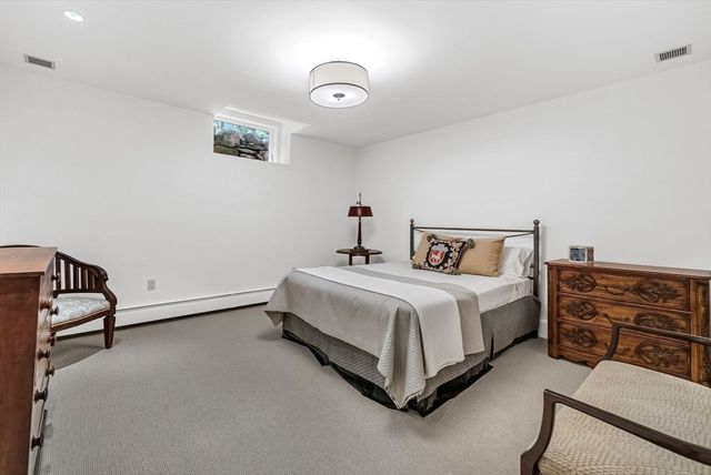 6 Baldwin Circle, Weston, MA 02493