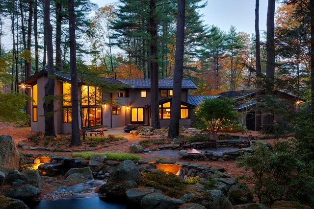 6 Baldwin Circle, Weston, MA 02493